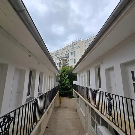 3d- Equipe Avec Cuisine 10 Mins De Paris דירה
