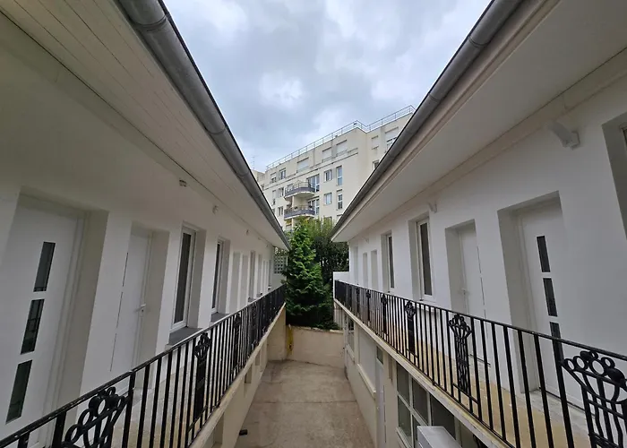 3d- Equipe Avec Cuisine 10 Mins De Paris דירה
